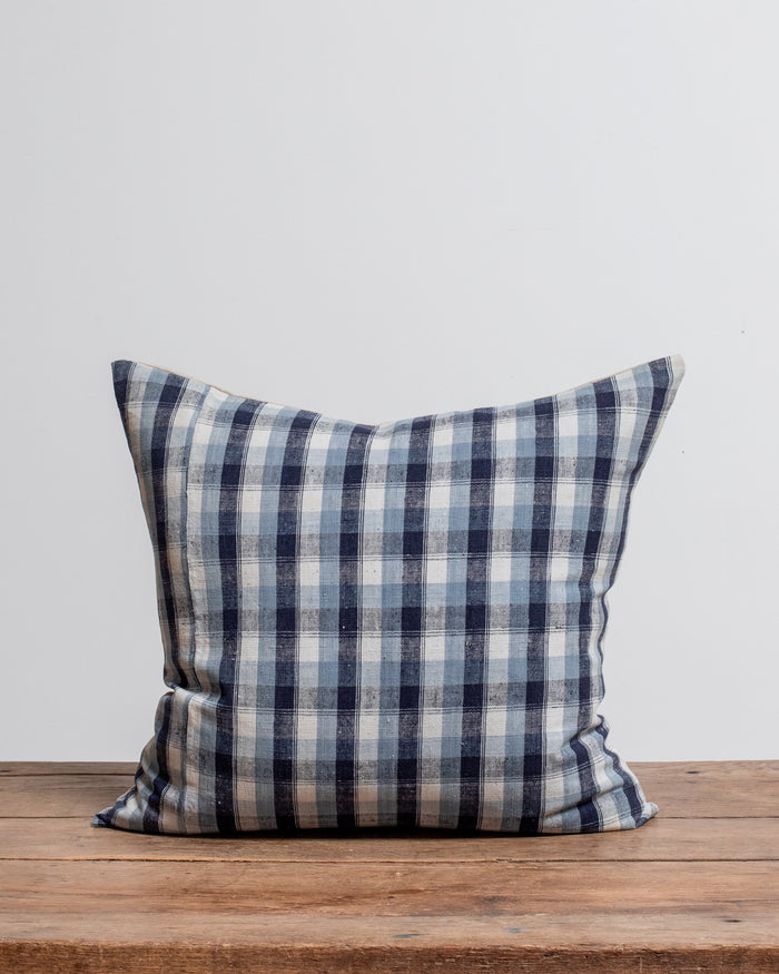 Carter Pillow