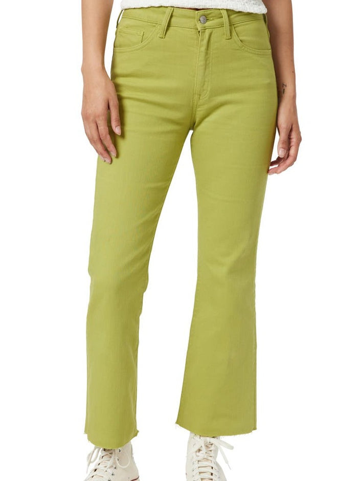 MAVI Jean Anika - Vert Pistache, jean bootcut. Vendu à Montréal.